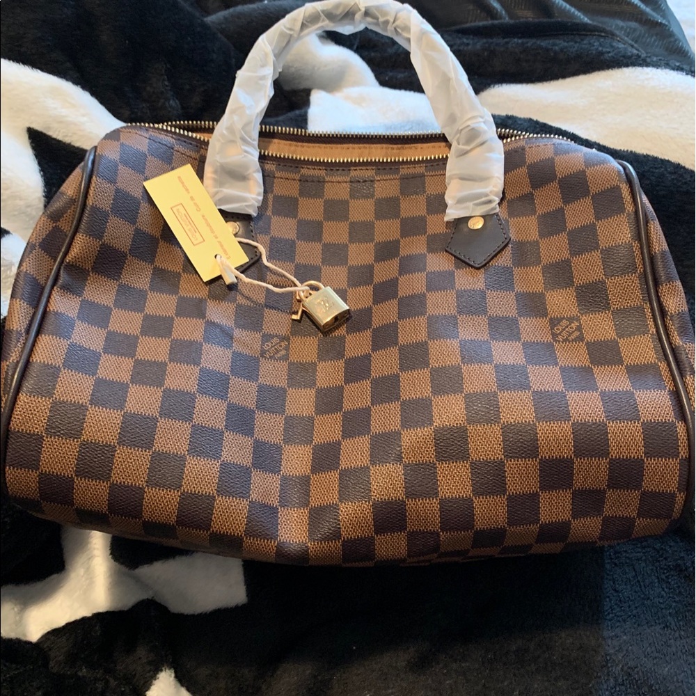 Leather purse